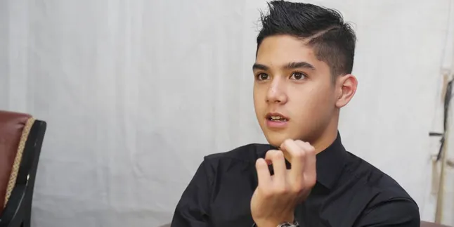 Nyaman Jadi DJ, Al Pilih Cueki Cewek Yang Mendekat