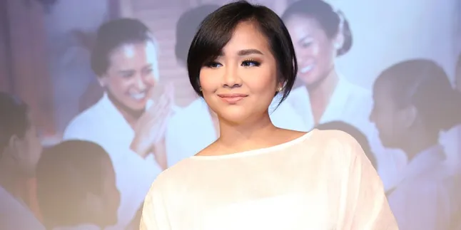Nyanyikan Soundtrack 'KARTINI', Gita Gutawa Ingin Menginspirasi