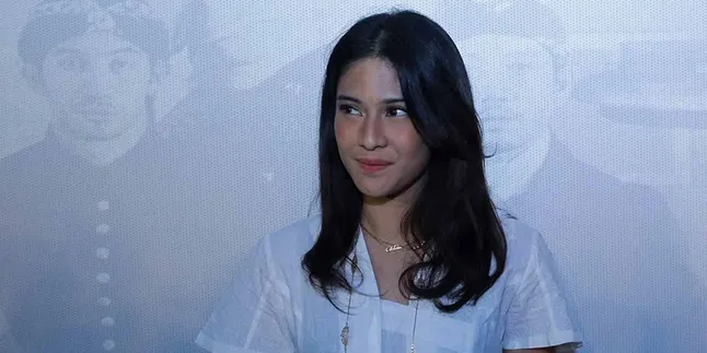 Nyekar ke Makam Kartini, Dian Sastro Bacakan Al Fatihah