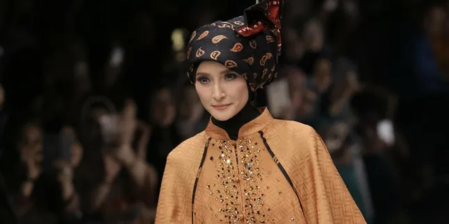 Obati Rasa Kangen, Inneke Koesherawati Rutin Jenguk Suami di Lapas