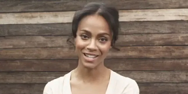 Zoe Saldana Bicara Soal Kecantikan dan STAR TREK