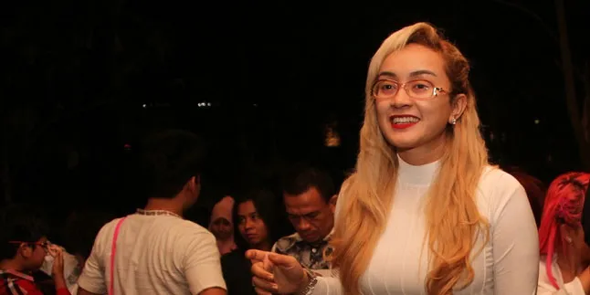 Ogah Dibilang Kumpul Kebo, Lia Ladysta Gugat Suami
