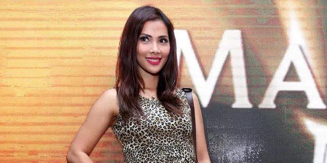 Ogah Merasa Senior, Nadya Mulya Jadi Inspirasi Para Model Muda