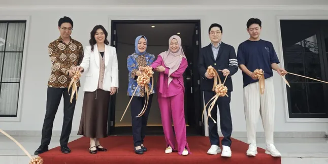 Okie Agustina Comeback ke Dunia Seni Peran, Begini Persiapannya Okie Agustina Comeback ke Dunia Seni Peran, Begini Persiapannya