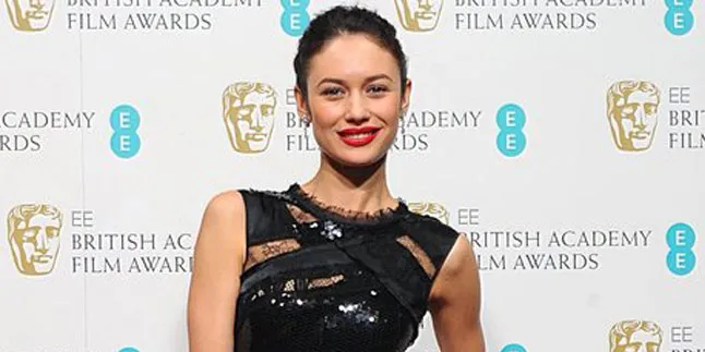 Olga Kurylenko Bintangi 'VAMPIRE ACADEMY: BLOOD SISTER'