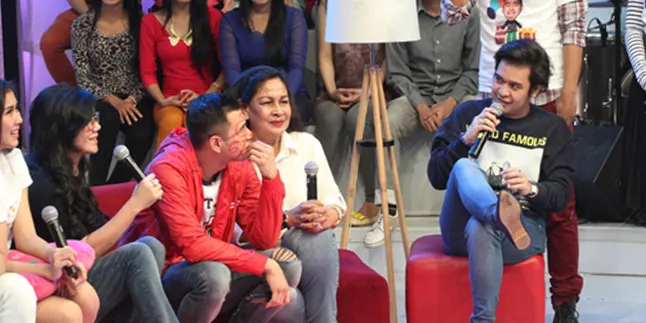 Olga Sarankan Raffi Ahmad Cari Pacar Lebih Muda