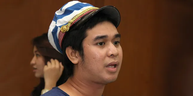 Olga Syahputra Tidak Koma, Tapi Dibuat Koma! Olga Syahputra Tidak Koma, Tapi Dibuat Koma!
