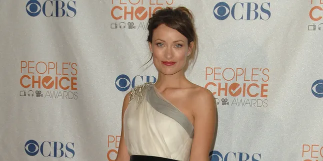 Olivia Wilde Lakukan Ice Bucket Challenge Dengan Asi-nya!