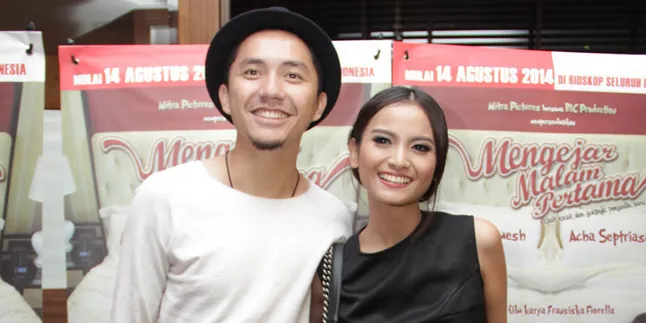 Omesh - Acha Bermesraan di Film, Izin Pasangan Dulu Nggak Ya? Omesh - Acha Bermesraan di Film, Izin Pasangan Dulu Nggak Ya?