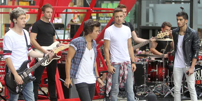 One Direction Akui Ada Perbedaan di 'MIDNIGHT MEMORIES'