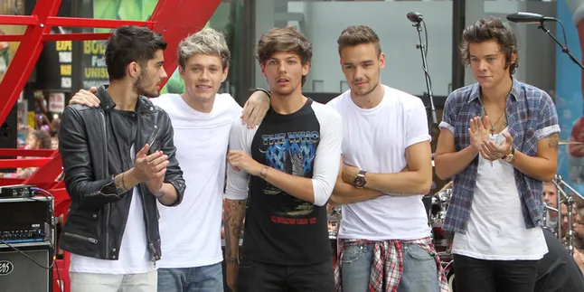 One Direction Dapat Kado Naik Taxi Gratis Setahun Penuh