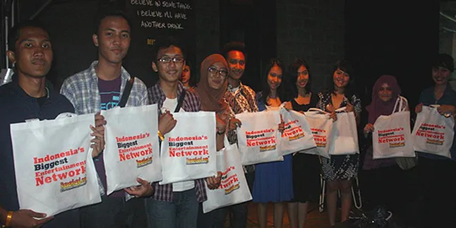 One More Night With Maroon 5 Sukses Serunya!