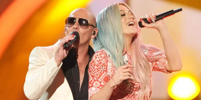 One Republic Masih Incar Pitbull dan Kesha di Chart Billboard!
