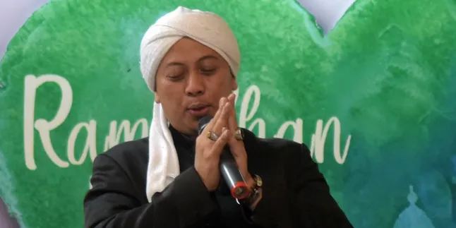 Opick Buka Suara Terkait Postingan Yulia Mochammad dan Putrinya