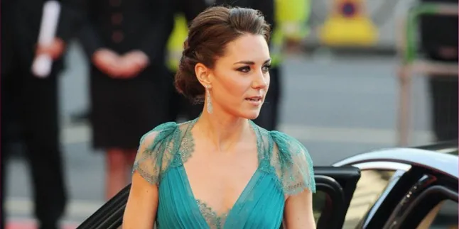 Orang Tua Kate Middleton Akhirnya Hijrah ke Istana Inggris