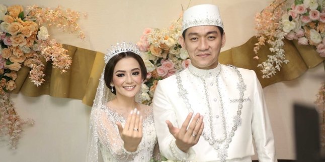 Deceased Dylan Sahara's Parents Attend His Wedding, Ifan Seventeen Can't Hold Back Tears