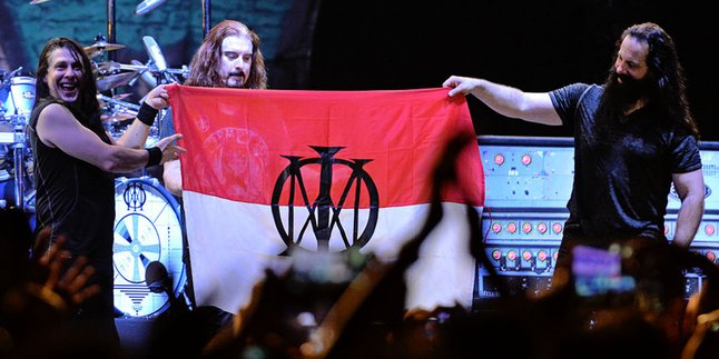 Orkestra Megah Tanpa Celah Dream Theater di Senayan