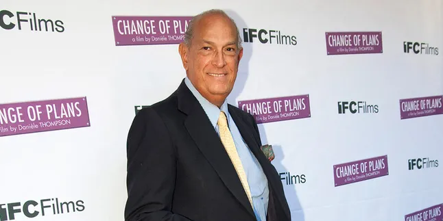 Oscar de la Renta Meninggal Usai Membuat Gaun Amal Clooney Oscar de la Renta Meninggal Usai Membuat Gaun Amal Clooney