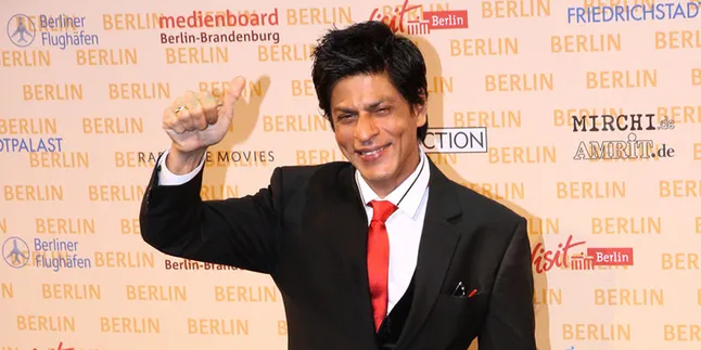 Otot Kekar Shahrukh Khan, Chocolate Abs Cowok Korea Sih Lewat! Otot Kekar Shahrukh Khan, Chocolate Abs Cowok Korea Sih Lewat!