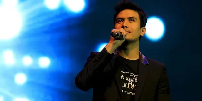 'OUTBOUND', Persembahan Terbaik Christian Bautista