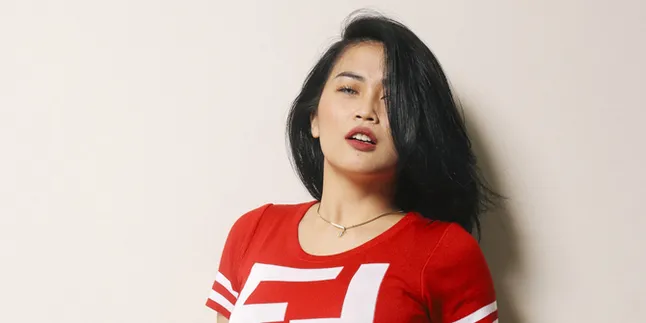 Ovi Sovianti Eks Duo Serigala Siapkan Lagu Baru Yang Merupakan Ciptaan Sang Suami