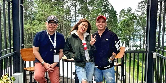 Ovy Soviyanti dan Ren Tobing Meriahkan F1 Powerboat Internasional di Danau Toba