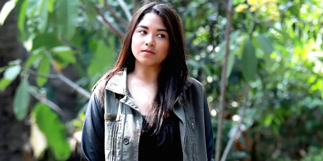 Pacaran Beda Umur 10 Tahun, Nadine: Sebenarnya Nggak Masalah Pacaran Beda Umur 10 Tahun, Nadine: Sebenarnya Nggak Masalah