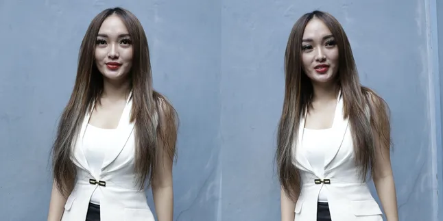 Pacari Pengusaha, Zaskia Gotik Senang Beli Barang Ini