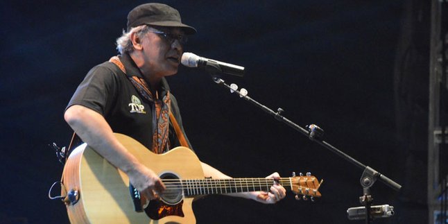 'Padamu Negeri' Jadi Pembuka Konser Iwan Fals di PRJ