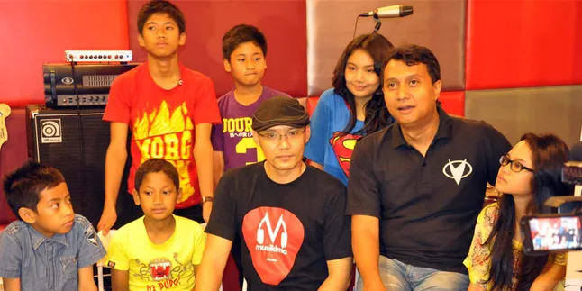 Padi Vakum, Ari Pilih Jadi Produser Band Anak-Anak