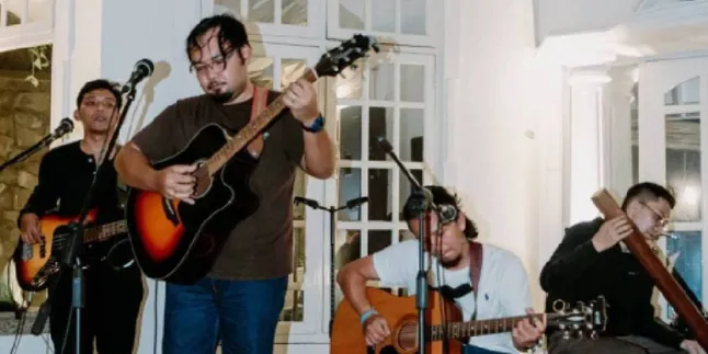 Pagi Tadi Rilis Single yang Bertajuk SENYAWA