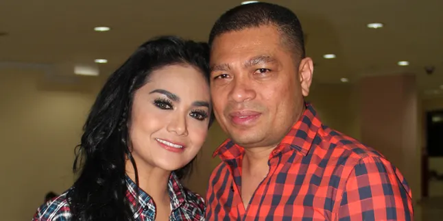 Pahitnya LDR, Ini Cara Krisdayanti Jalani Ramadan Tanpa Raul Pahitnya LDR, Ini Cara Krisdayanti Jalani Ramadan Tanpa Raul