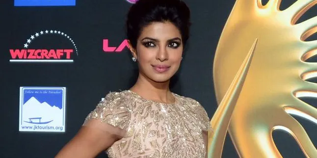 Pakai Aksen Amerika, Priyanka Chopra Dihujat Habis-Habisan