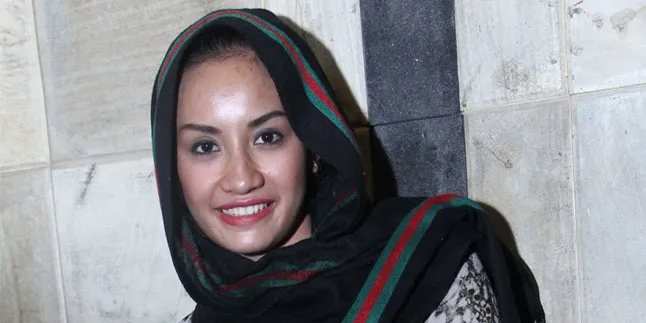Pakai Hijab, Shinta Bachir Selektif Terima Job Pakai Hijab, Shinta Bachir Selektif Terima Job