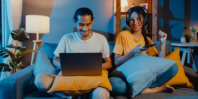 Paket Akrab Pilihan yang Cocok untuk Kegiatan SFH sampai WFH Keluarga Paket Akrab Pilihan yang Cocok untuk Kegiatan SFH sampai WFH Keluarga
