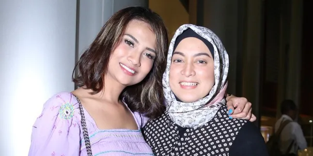 Pamer Akta, Jane Shalimar Akhirnya Resmi Cerai Dari Didi Soekarno