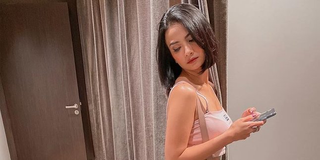 Showing off a Growing Baby Bump, Vanessa Angel Can't Wait to Give Birth