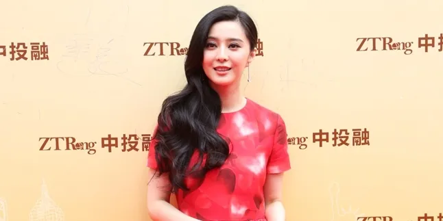 Pamer Kacamata Keren, Fan Bingbing Dituding Makin Gendutan
