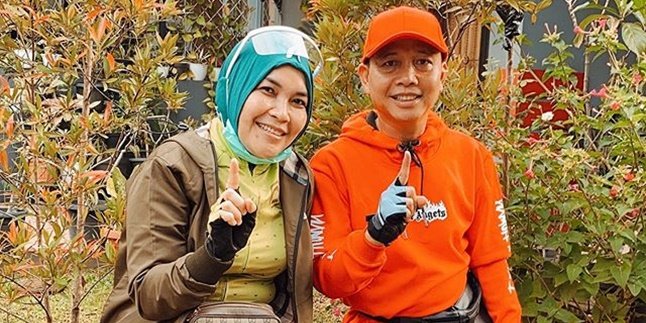 Showing Off Cycling Again, Umi Kalsum, Ayu Ting Ting's Mother, Becomes the Target of Netizens' Criticism