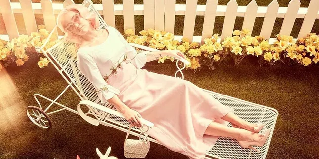 Pamer Perut Rata, Ini Rahasia Miley Cyrus Tetap Fit! Pamer Perut Rata, Ini Rahasia Miley Cyrus Tetap Fit!