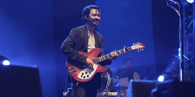 Pamungkas Buka Suara Soal Aksi Panggungnya yang Dianggap Tak Senonoh