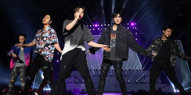 Panaskan JISPHORIA dan Kagum dengan iKONIC Indonesia, iKON: Kalian Gokil! Panaskan JISPHORIA dan Kagum dengan iKONIC Indonesia, iKON: Kalian Gokil!