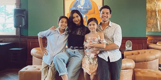 Pandemi Tak Kunjung Berakhir, Nana Mirdad dan Andrew White Beri Kado Natal Spesial Buat Sang Anak