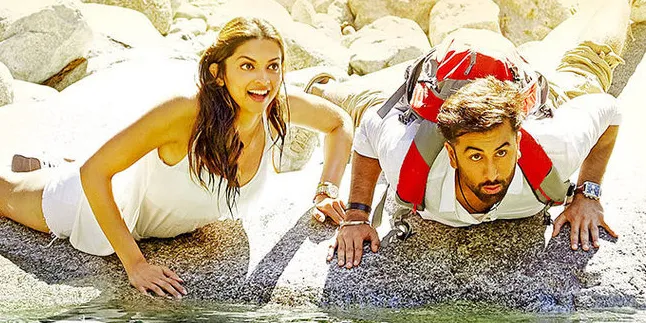 Panen Kritik, 'TAMASHA' Raih Hasil Cukup Memuaskan di Box Office Panen Kritik, 'TAMASHA' Raih Hasil Cukup Memuaskan di Box Office