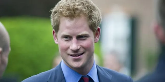 Pangeran Harry Hapus Akun Facebook