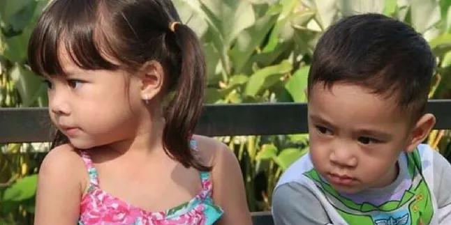 Panggil 'Sayang', Begini Momen Lucu Gempi Saat Video Call Rafathar