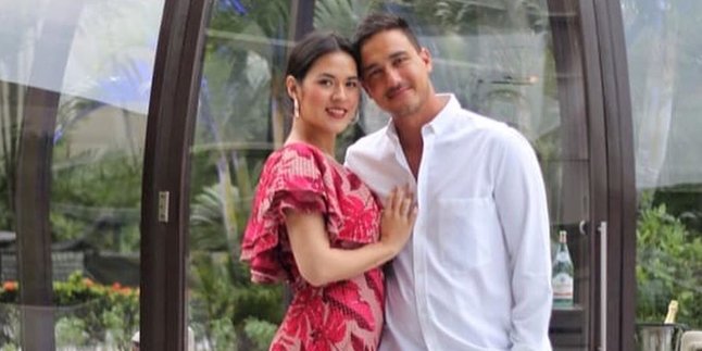 New Nickname for Raisa for Hamish Daud, Meaning Full of Deception