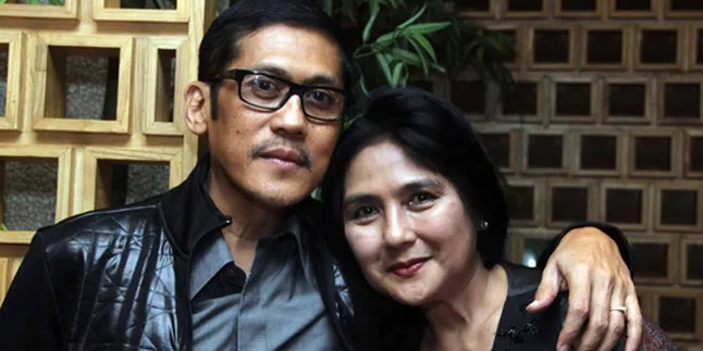 Pangky Suwito - Yati Octavia Tak Mau Kembali ke Dunia Hiburan