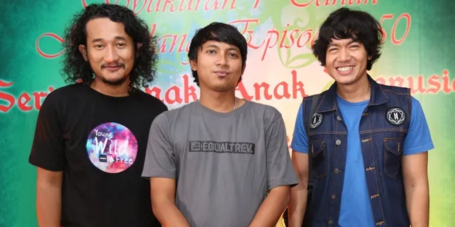 Para Istri Komedian Trio Bajaj Kompak Hamil
