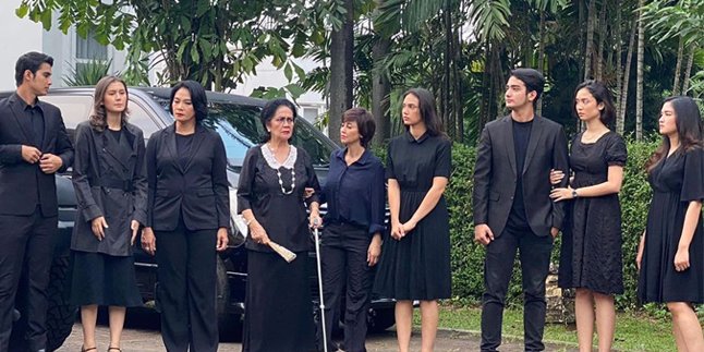 The Cast Wears Matching Black Outfits, Sinetron 'BUKU HARIAN SEORANG ISTRI' Makes Netizens Curious